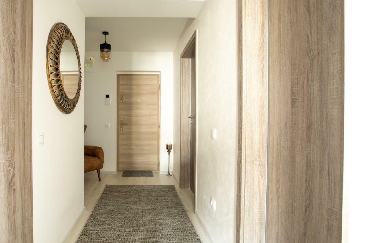 Apartment Alonisos Lux Braşov Exterior foto